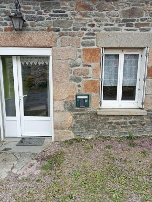 Maison Manta Courtils Exterior photo